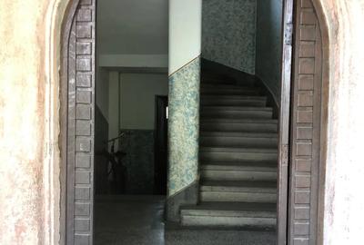 Apartament cu 3 camere decomandat în Central - 18