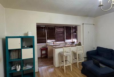 Apartament cu 3 camere semidecomandat, mobilat în Simion Bărnuțiu