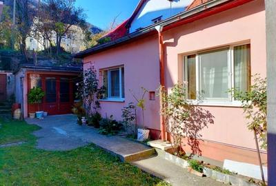 Sinaia - Casa 3 Camere - Curte - Garaj & Dependinte - Posibilitate Supraetajare - 2