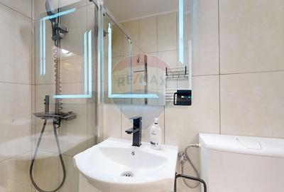 Apartament cu 2 camere semidecomandat, mobilat în Tractorul - 9