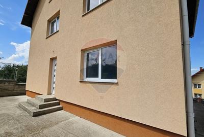 Casă individuală cu 12 camere cu Canalizare în Sfântu Ilie - 43