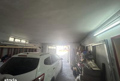 Casă cu 7 camere cu Teren 1300 Mp în Central - 7