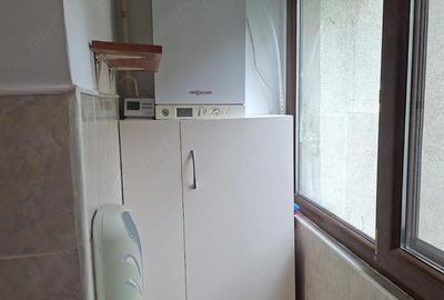 Apartament cu 3 camere decomandat în Tei - 1