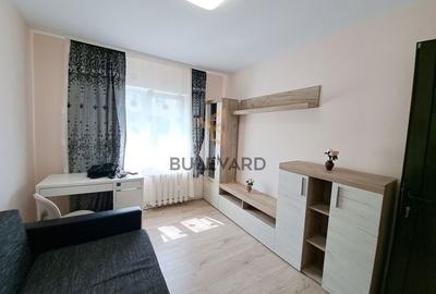 Apartament cu 4 camere decomandat, mobilat în Zorilor