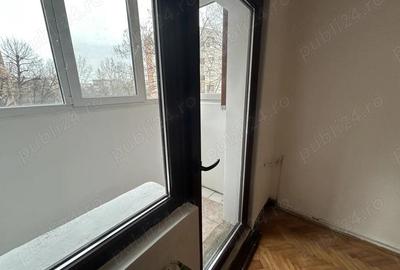 Apartament cu 4 camere decomandat în Micălaca - 1
