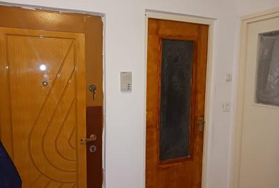 Apartament cu 2 camere decomandat în Florilor - 6