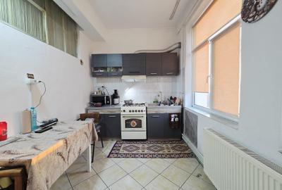 Garsonieră nedecomandată, mobilată în Micro 13 - 3