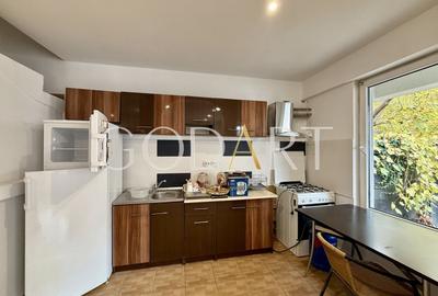 Casă individuală cu 6 camere cu Canalizare în Tei - 5