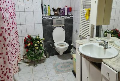 Apartament cu 3 camere decomandat în Central - 6