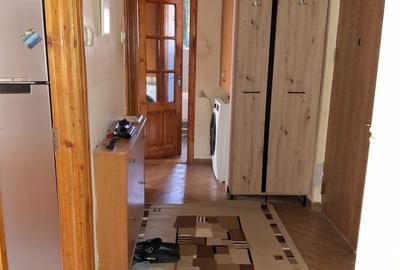 Poarta 6-apartament 3 camere, decomandate, cu  3 balcoane, etaj 1 - 2