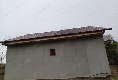 Casa de vanzare cu tot cu teren - 2