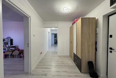 Apartament cu 3 camere decomandat în Nord - 11