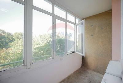 Apartament cu 3 camere de vanzare, zona Rogerius - 11