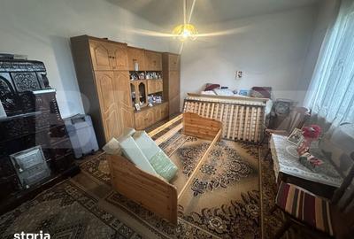 Casă cu 4 camere cu Teren 1371 Mp în Păulești - 7
