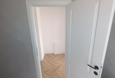 Apartament cu 3 camere în Rediu - 15