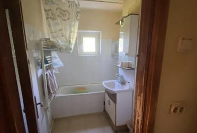 Apartament de 77mp , 3 camere decomandat et.2/4 langa Biser - 1