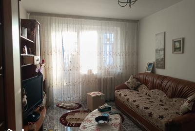 Apartament cu 3 camere semidecomandat în Sud - 6