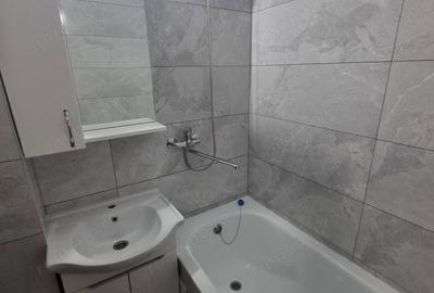 Apartament cu 3 camere în Apărătorii Patriei - 3