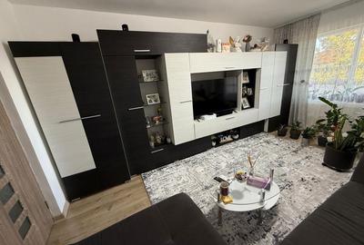 Apartament cu 3 camere decomandat în Central - 1