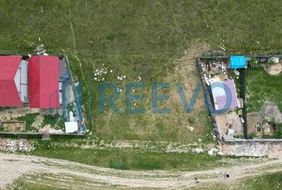 Teren de 400 mp, în Izvoare - 3