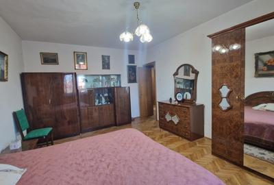 Casa cu 5 camere, 200mp, Centru - 7