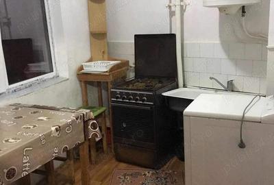 Garsonieră decomandată în Central - 2