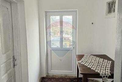 Casa cu 3 camere de vanzare in Ocnita/Jud.Valcea - 14