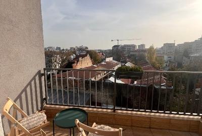 Vând apartament de 3 camere cu suprafață de 66 mp plus balcon de 4 mp - 8