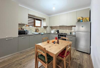 Casa la sol 4 camere , Valu lui Traian - 6