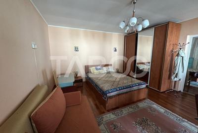 Casa familiala pentru locuit sau vacanta , spatioasa si confortabila . - 9