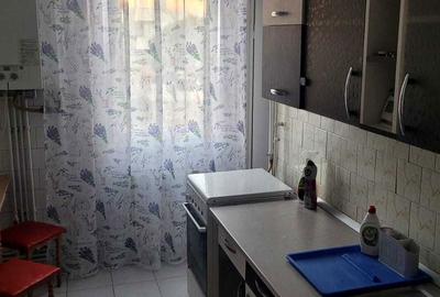 Apartament cu 3 camere decomandat în Vulcan - 2