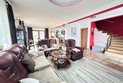 Casă cu 6 camere cu Canalizare în Moșnița Nouă