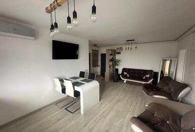 Apartament cu 3 camere decomandat în Central - 3