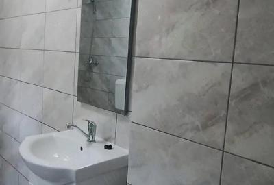 Casă cu 2 camere cu Teren 900 Mp în Central - 4