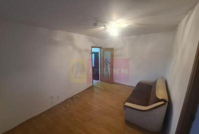 Apartament cu 3 camere de vanzare in Campina - Zona Cuza - 3