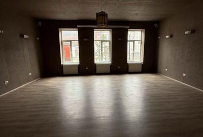 Spațiu comercial, de 158 mp, în Central - 5