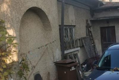 Teren+ Casa batraneasca - zona Domenii - 4