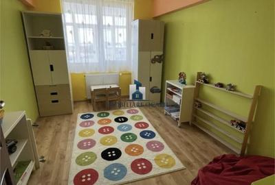 Apartament cu 3 camere decomandat în Giurgiului - 2