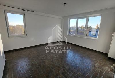 Casă cu 5 camere cu Teren 800 Mp în Buziașului - 2