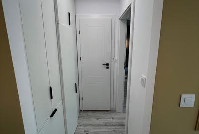 Apartament cu 3 camere semidecomandat în Central - 7