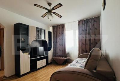 Apartament cu 2 camere semidecomandat, mobilat în Central