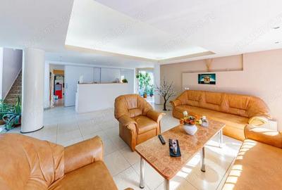 Casă cu 6 camere cu Teren 951 Mp în Central - 11