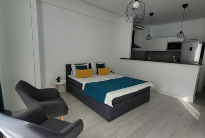 STUDIO MOBILAT + LOC DE PARCARE PROPRIETATE -50 M DE SHUT UP BEACH -MAMAIA NORD - 3