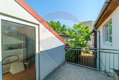 Apartament modern la casa cu 3 camere si balcon Zona Banu Maracine - 5