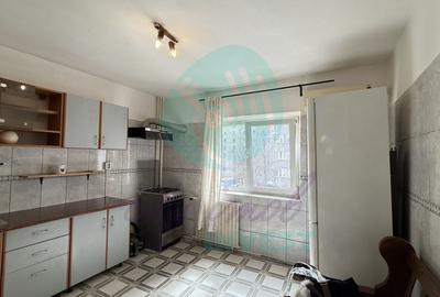 Apartament cu 3 camere decomandat, mobilat în Nerva Traian - 6