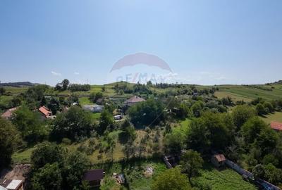 Teren  intravilan 3,000mp Hetiur - 3
