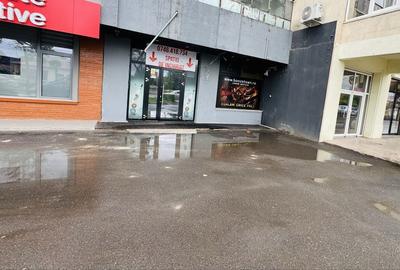 Spațiu comercial, de 92 mp, în Central - 7