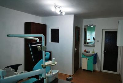 Zona Spital Judetean Resita, Spatiu Comercial, AP 2 camere - 3
