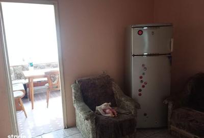 Apartament cu 3 camere decomandat în Central - 3