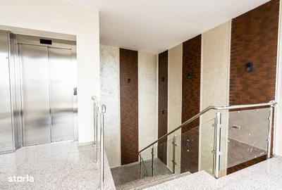 Spațiu comercial, de 1,078 mp, în Central - 11